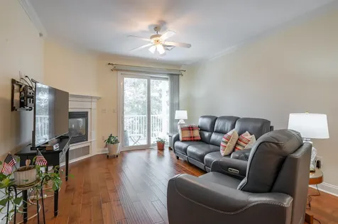 160 Daniel Webster Highway Nashua NH 03060