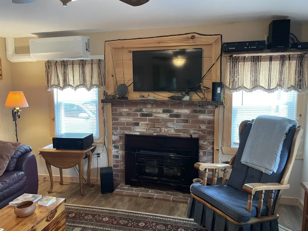 748 Plains Road Madison NH 03875