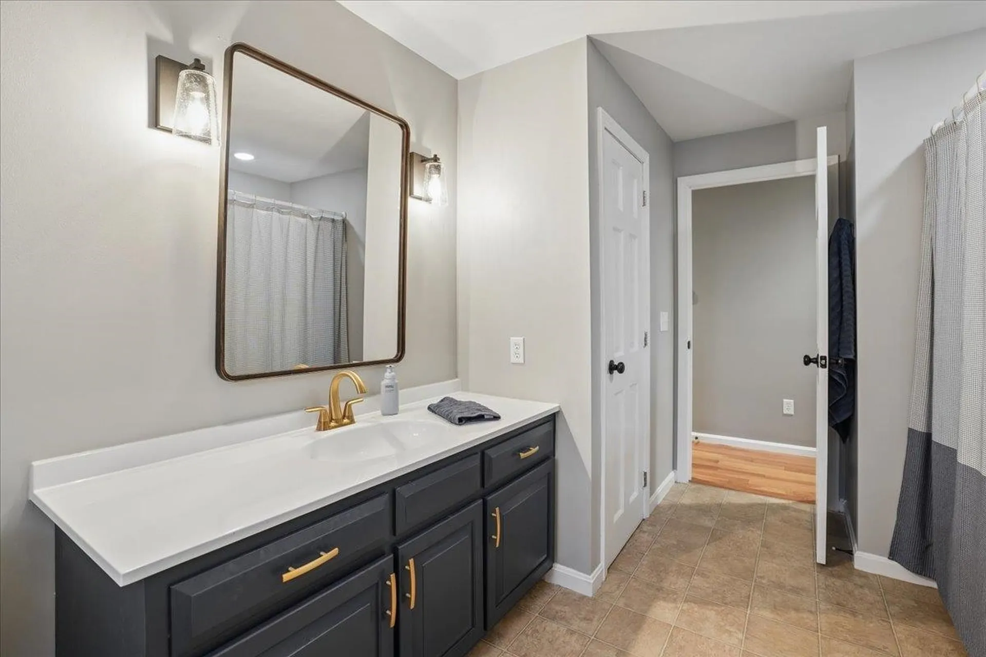 12 Old Gordon Road Brentwood NH 03833