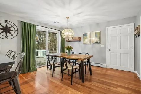 12 Old Gordon Road Brentwood NH 03833