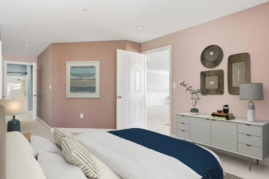 4 Sterling Hill Lane Exeter NH 03833