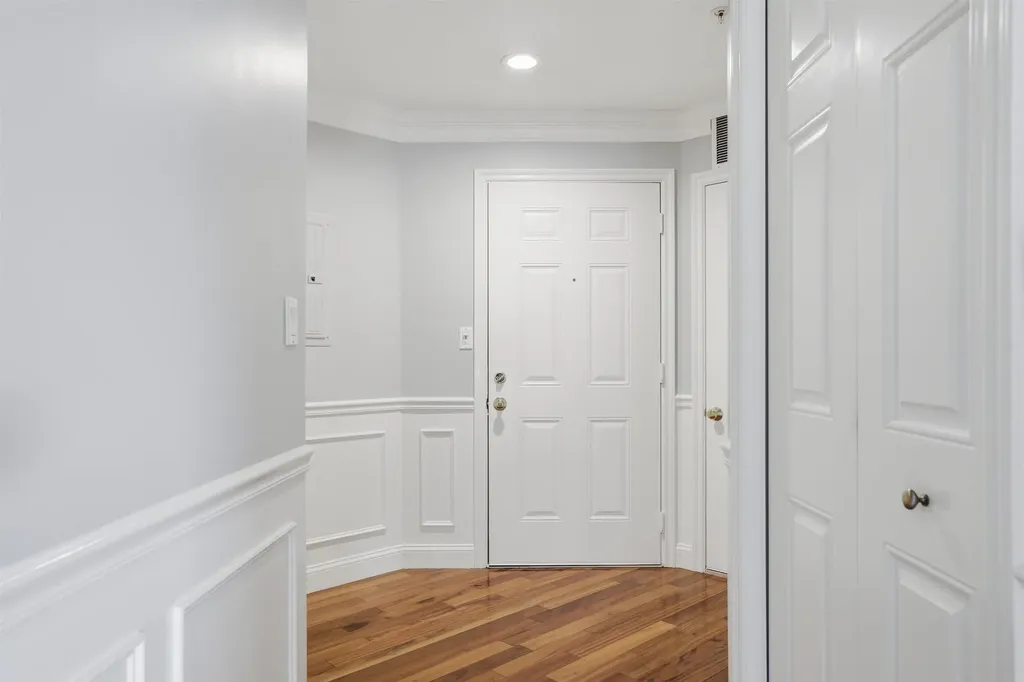 4 Sterling Hill Lane Exeter NH 03833