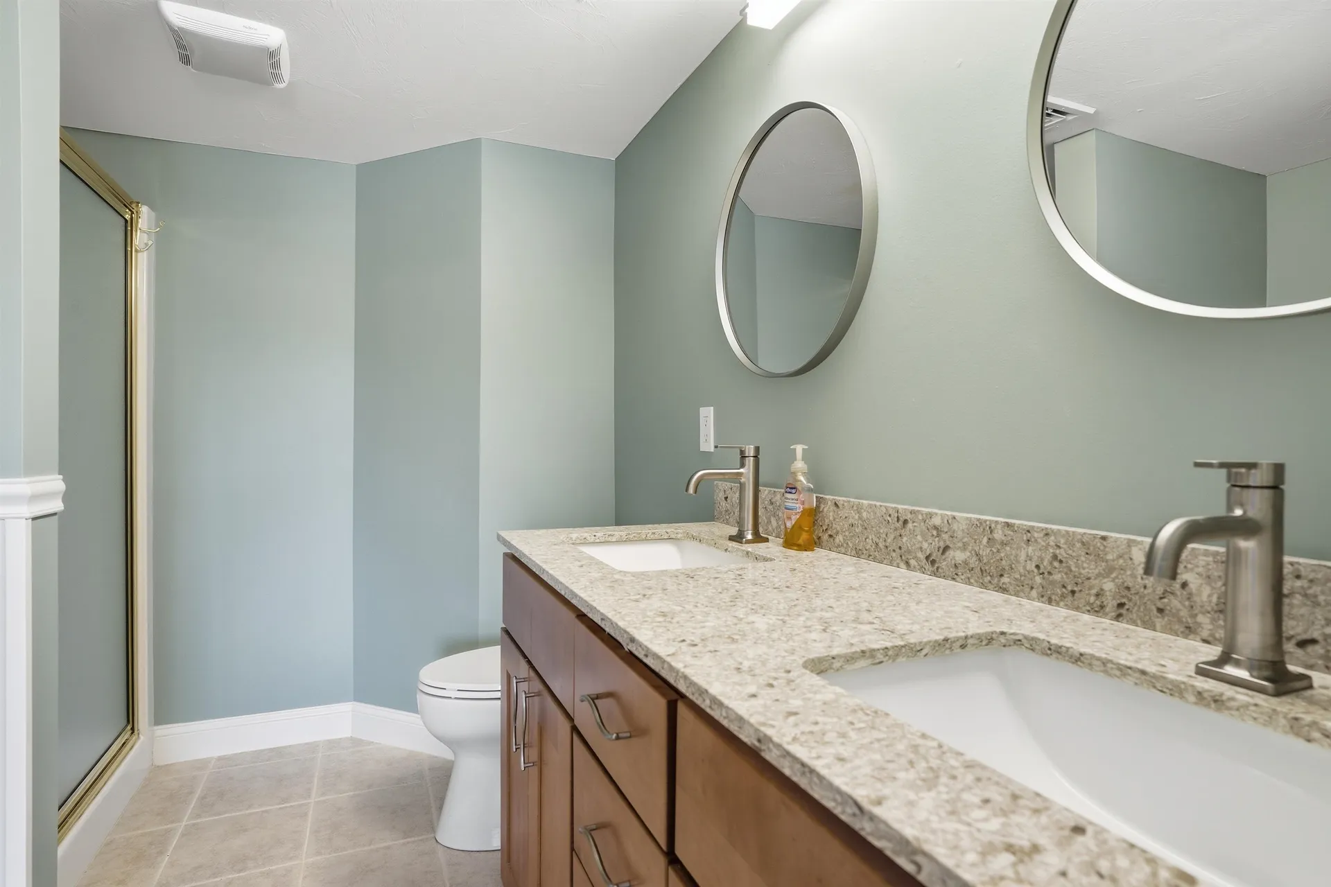 4 Sterling Hill Lane Exeter NH 03833