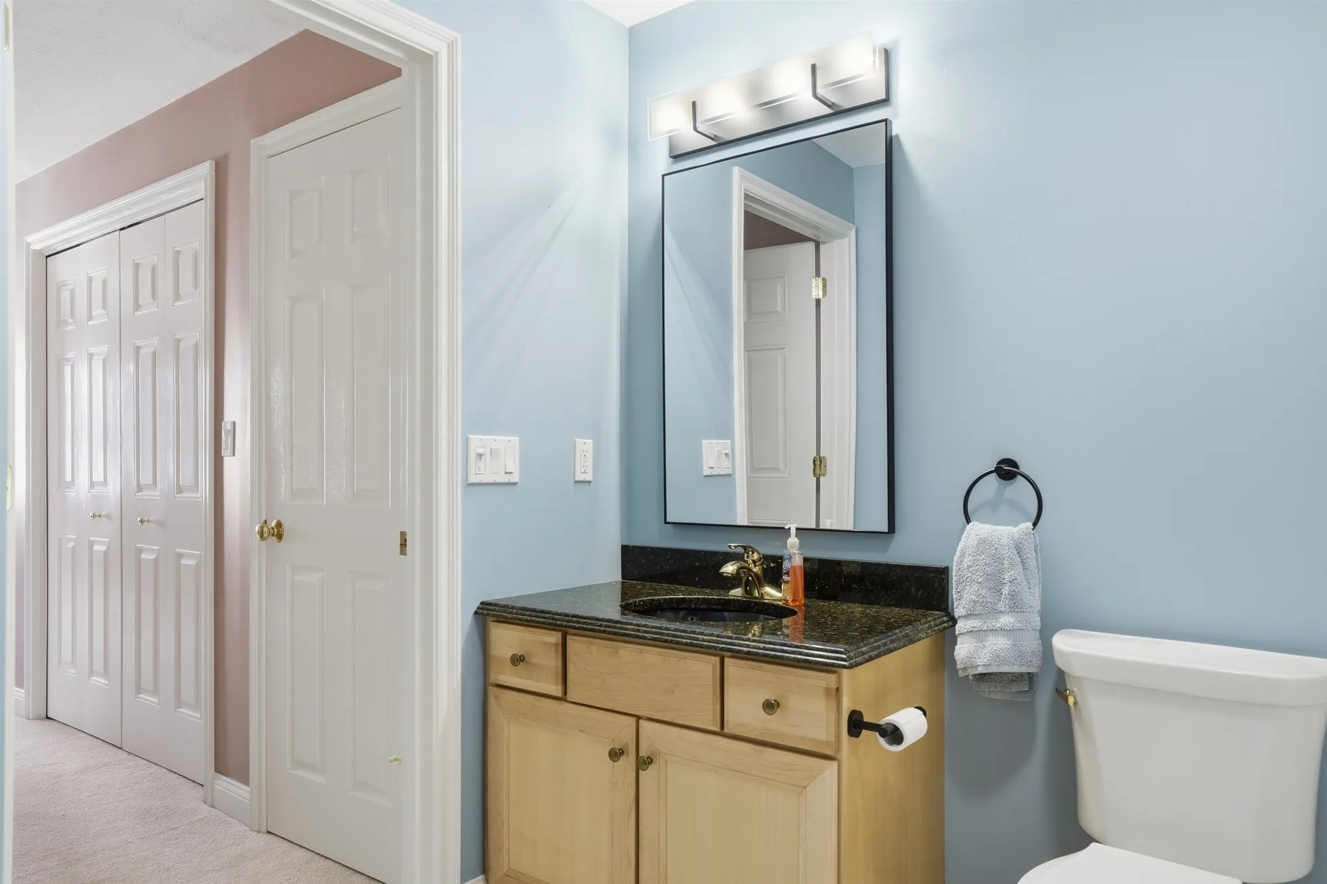 4 Sterling Hill Lane Exeter NH 03833