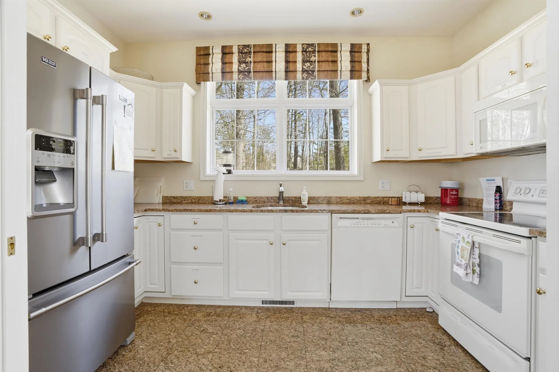 4 Sterling Hill Lane Exeter NH 03833