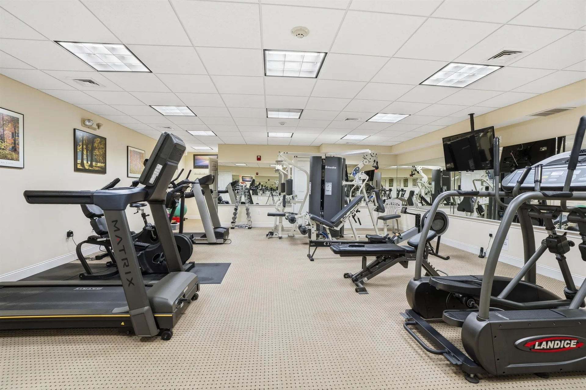 4 Sterling Hill Lane Exeter NH 03833