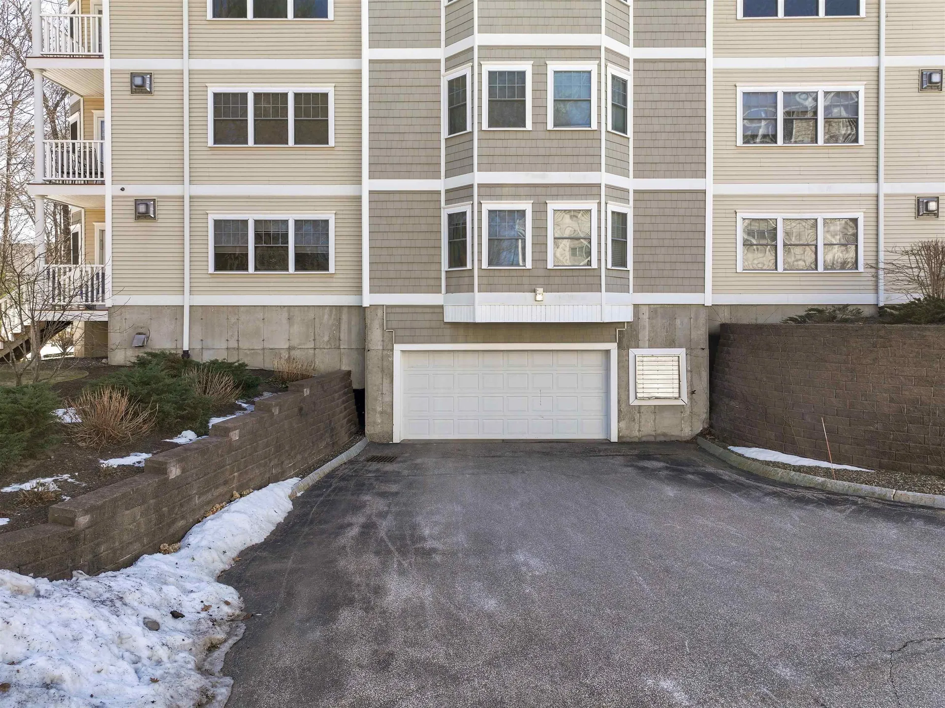 4 Sterling Hill Lane Exeter NH 03833