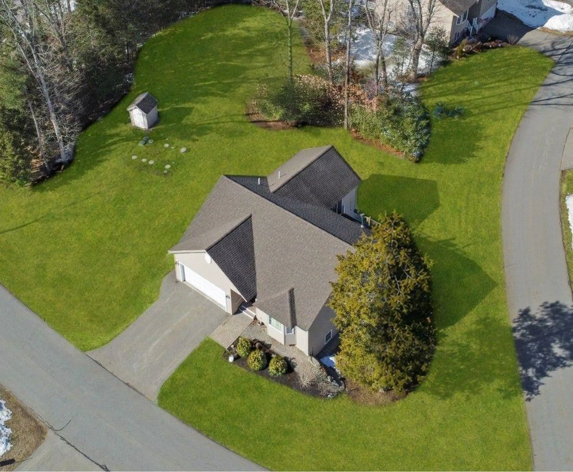 12 Hemlock Drive Newton NH 03858