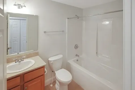 12 Hemlock Drive Newton NH 03858