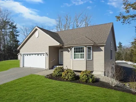 12 Hemlock Drive Newton NH 03858