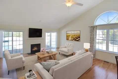 12 Hemlock Drive Newton NH 03858