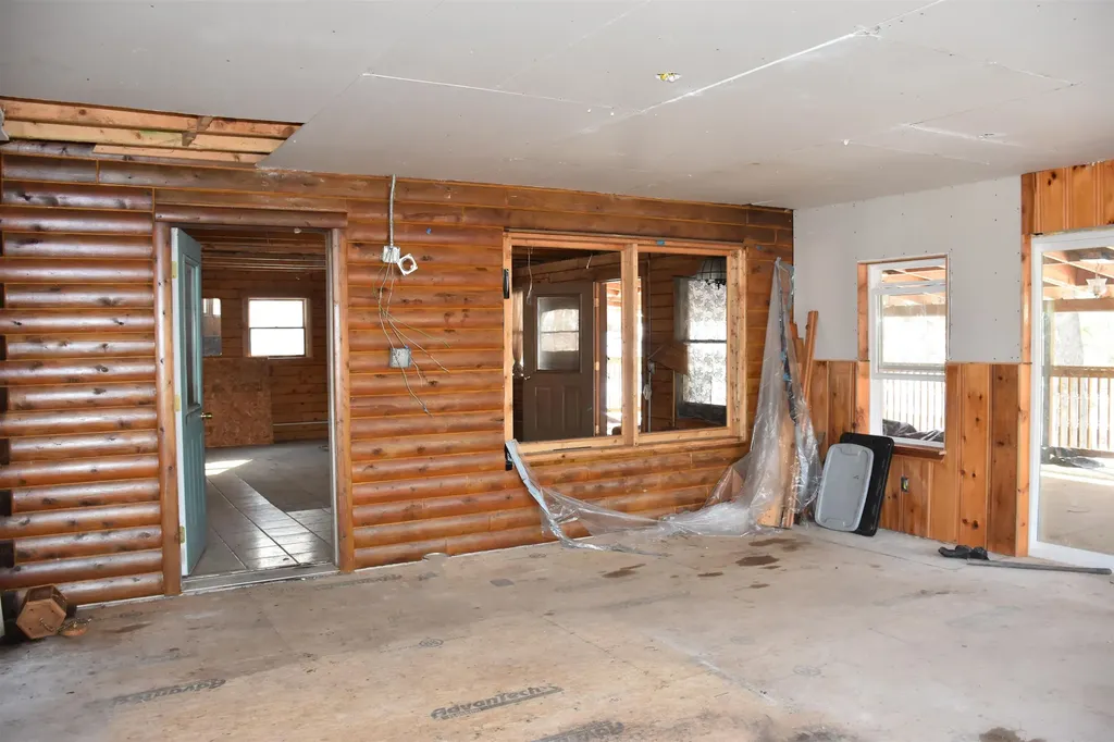 397 Winch Hill Extension Roxbury VT 05663