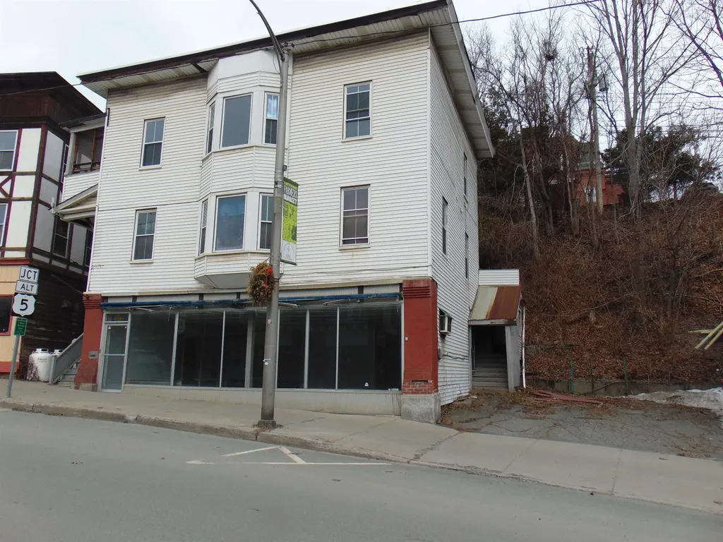 166 Eastern Avenue St. Johnsbury VT 05819
