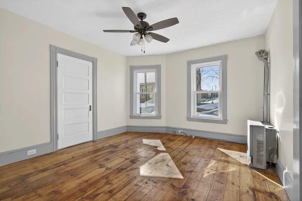 670 Harvard Street Manchester NH 03103