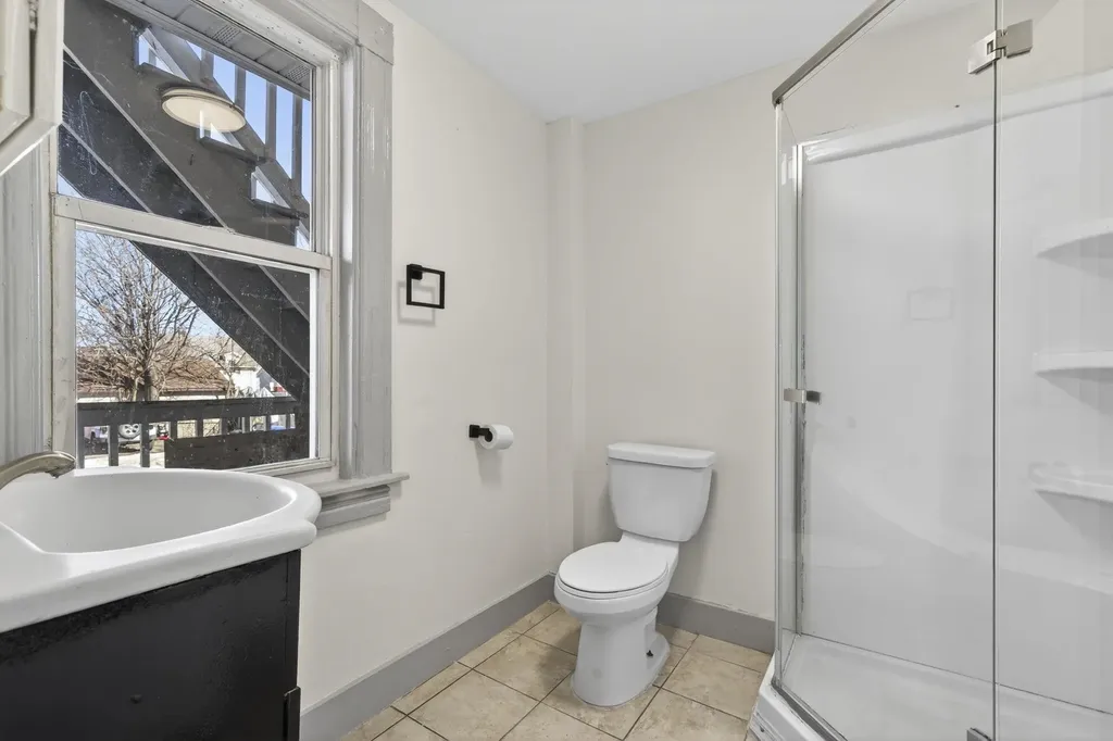 670 Harvard Street Manchester NH 03103