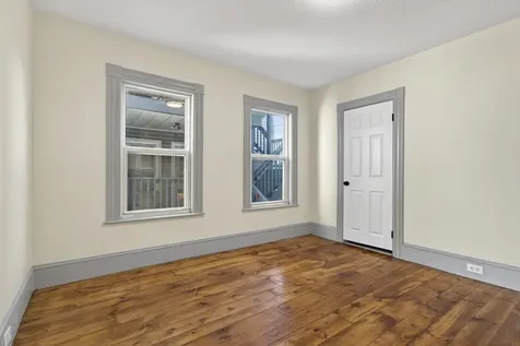 670 Harvard Street Manchester NH 03103
