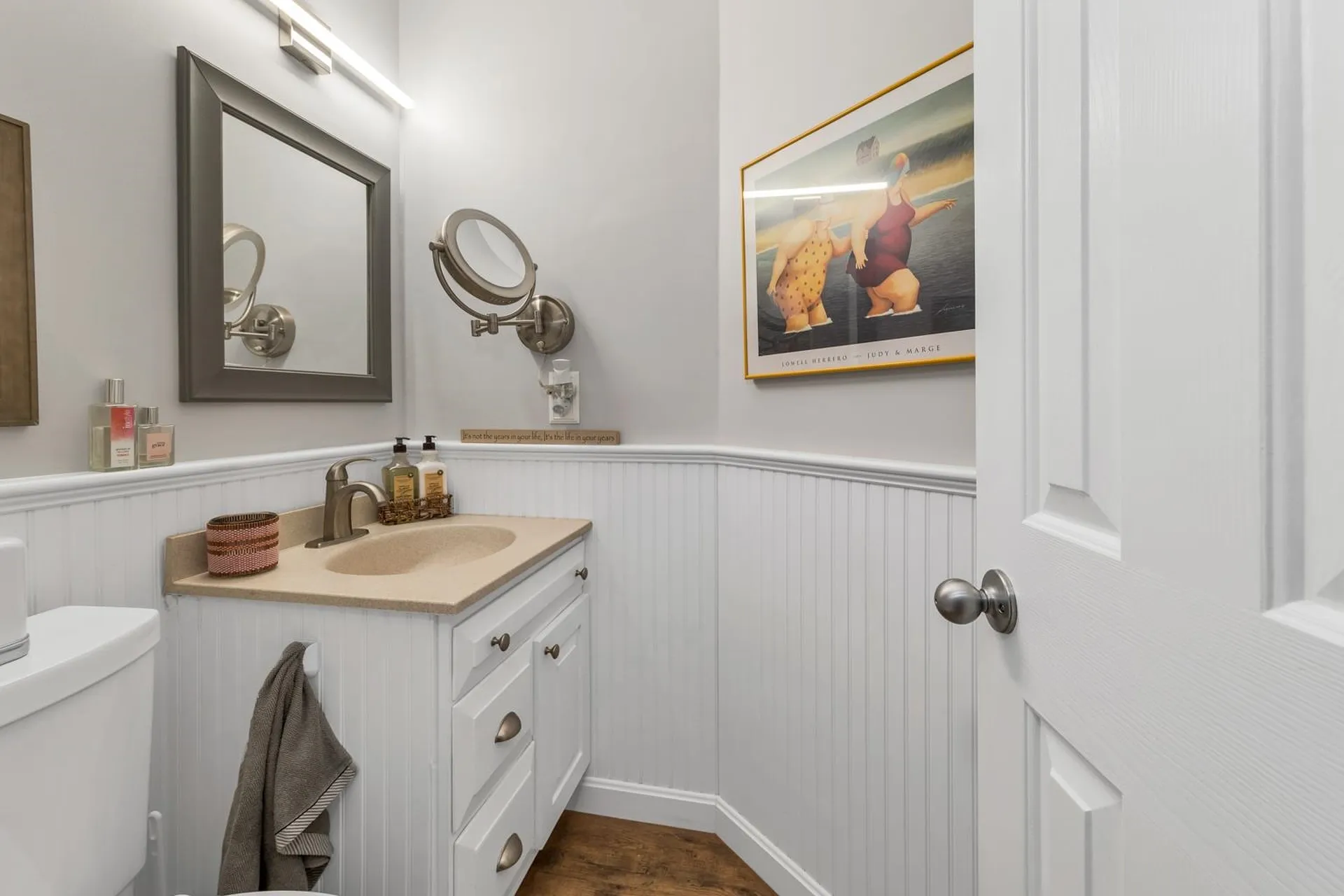 68 Railroad Avenue Wolfeboro NH 03894-0771