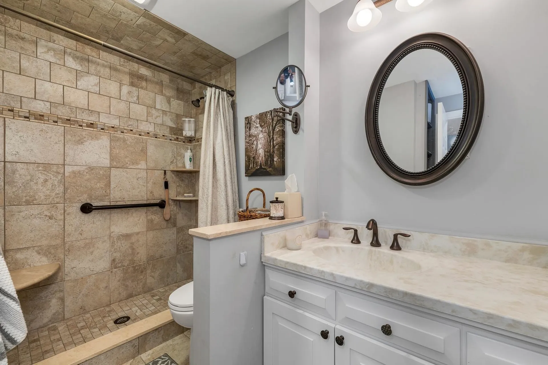 68 Railroad Avenue Wolfeboro NH 03894-0771