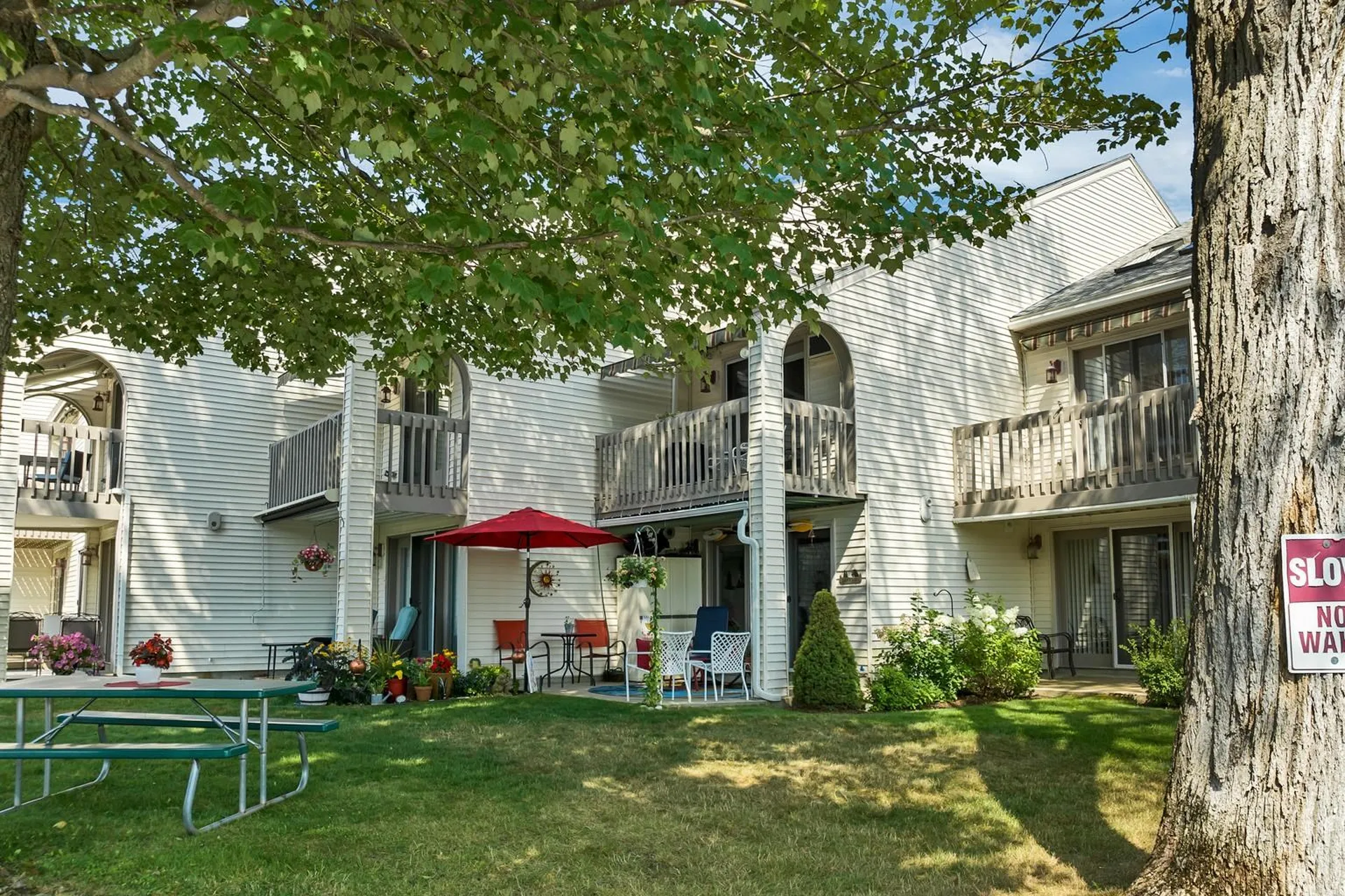 68 Railroad Avenue Wolfeboro NH 03894-0771