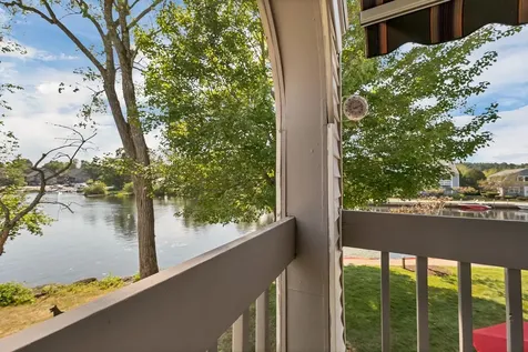 68 Railroad Avenue Wolfeboro NH 03894-0771