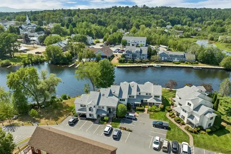 68 Railroad Avenue Wolfeboro NH 03894-0771