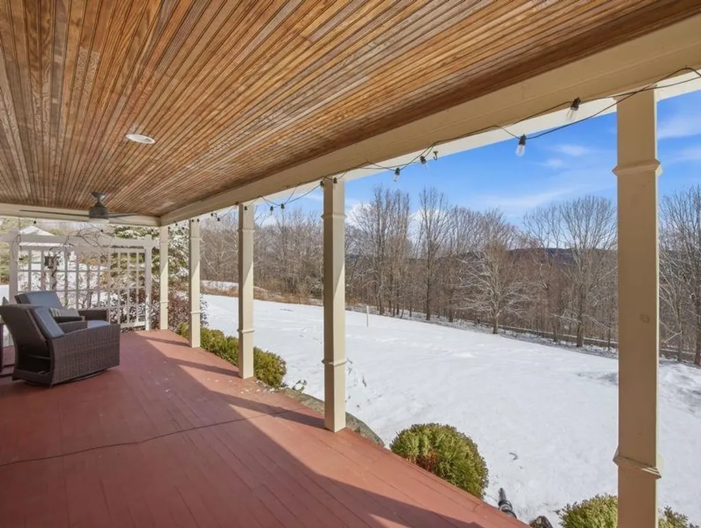 692 Old Walpole Road Surry NH 03431