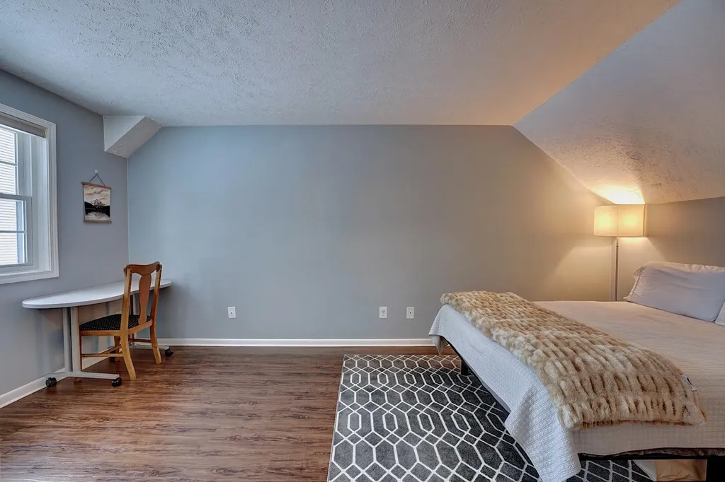 137 Winterwood Drive Londonderry NH 03053