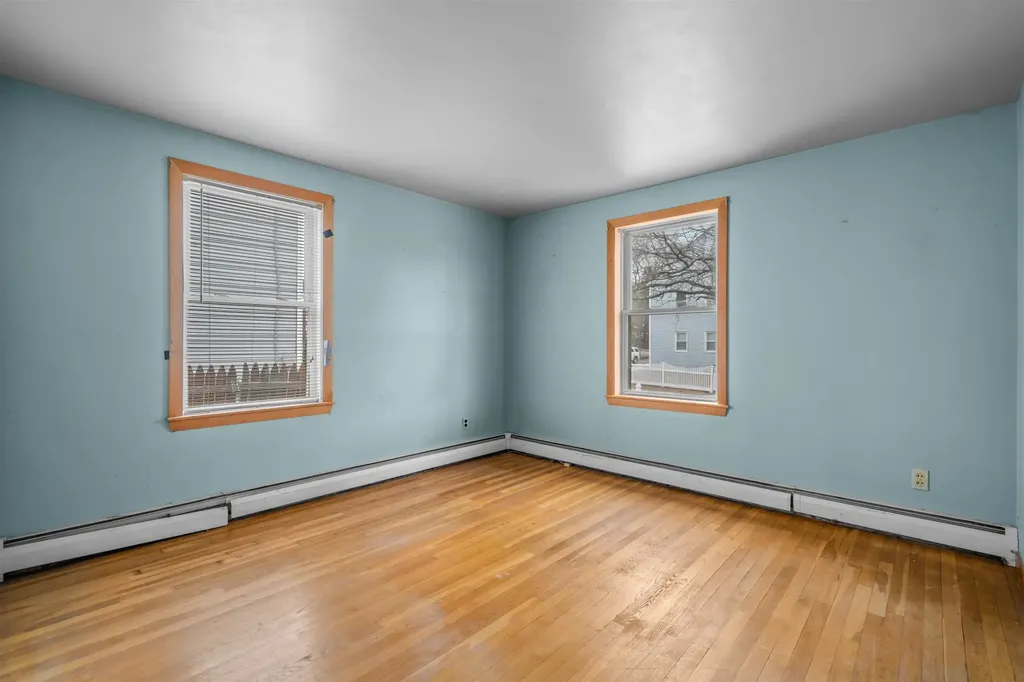 274 Blucher Street Manchester NH 03102
