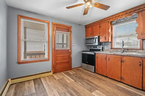 274 Blucher Street Manchester NH 03102
