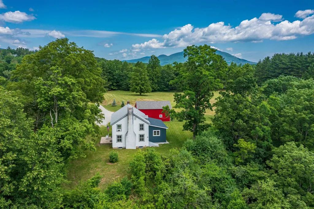 2930 Richville Road Manchester VT 05255