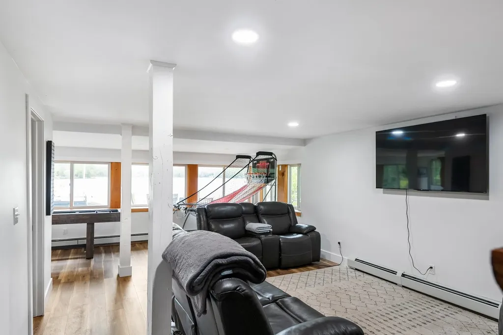 6 Paquette Lane Sunapee NH 03782
