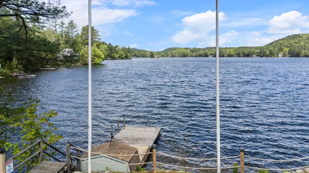 6 Paquette Lane Sunapee NH 03782
