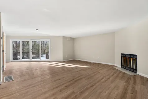 153 Coffin Road Epping NH 03042