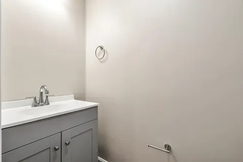 153 Coffin Road Epping NH 03042