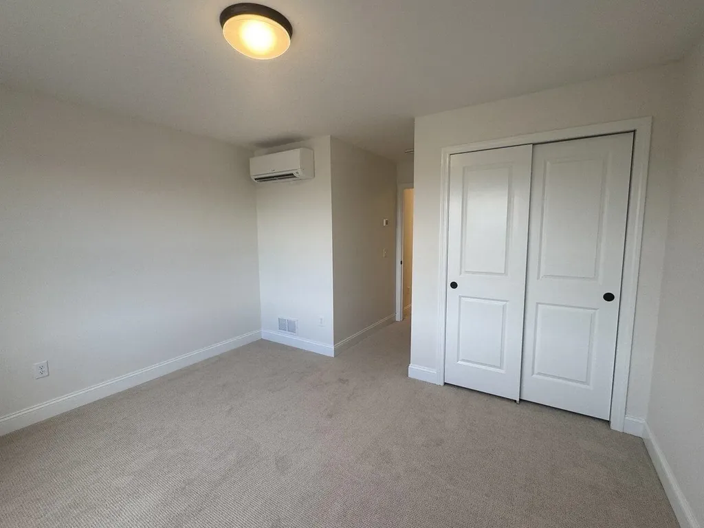 431 Old Farm Road South Burlington VT 05403