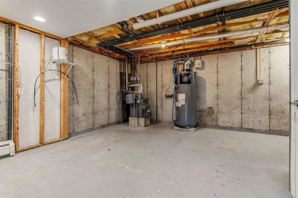 228 Cushing Road Newmarket NH 03857