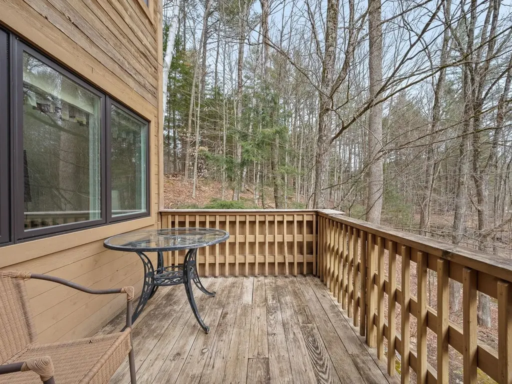 132 Grand Hollow Road Warren VT 05674