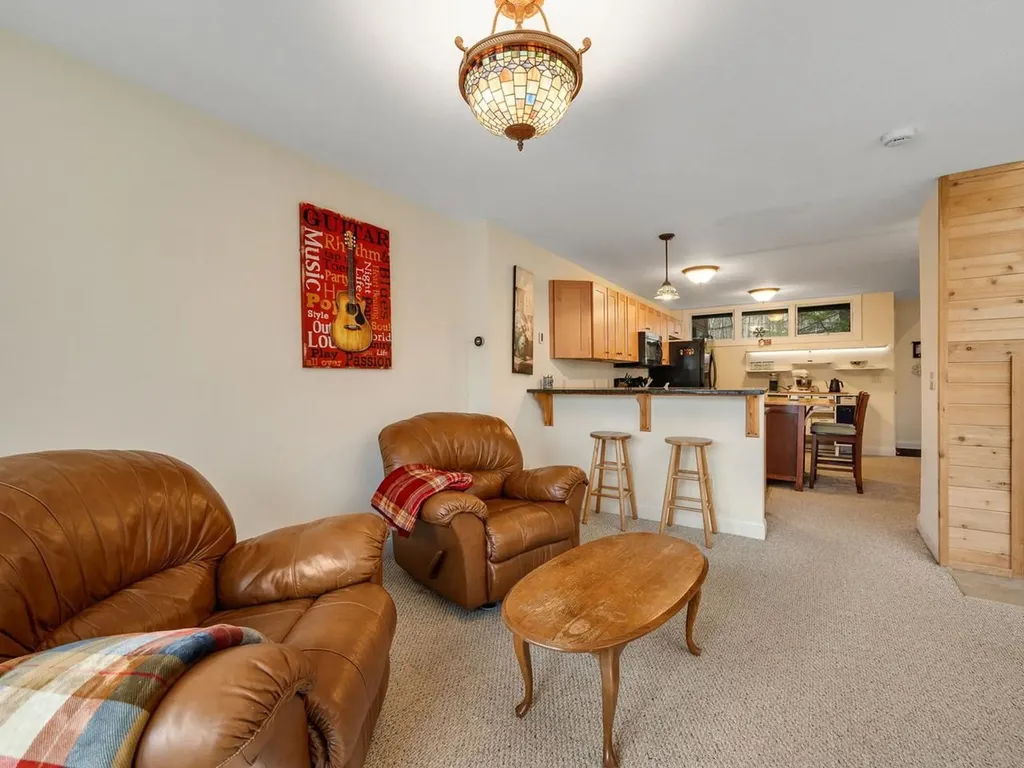 132 Grand Hollow Road Warren VT 05674