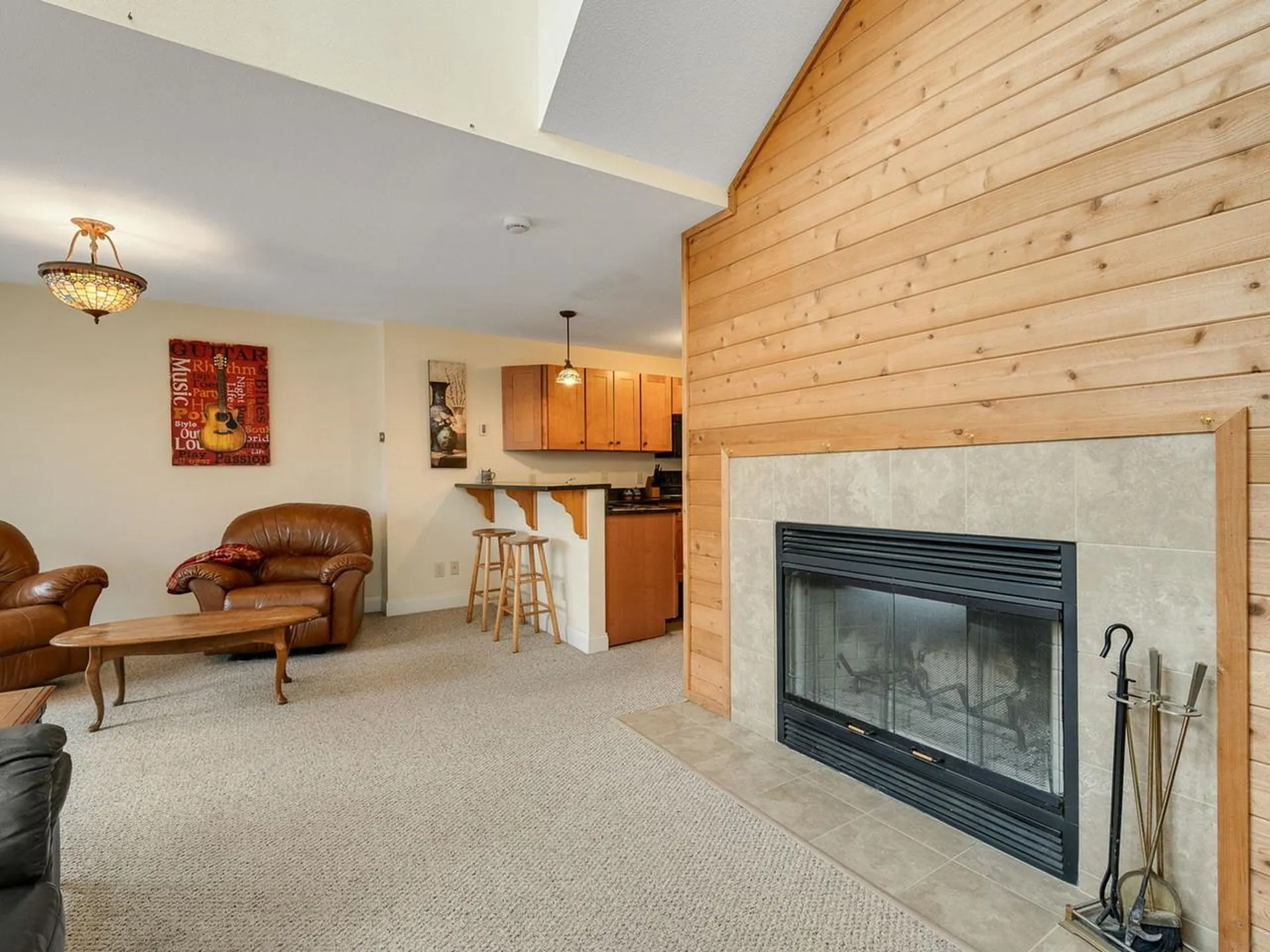 132 Grand Hollow Road Warren VT 05674