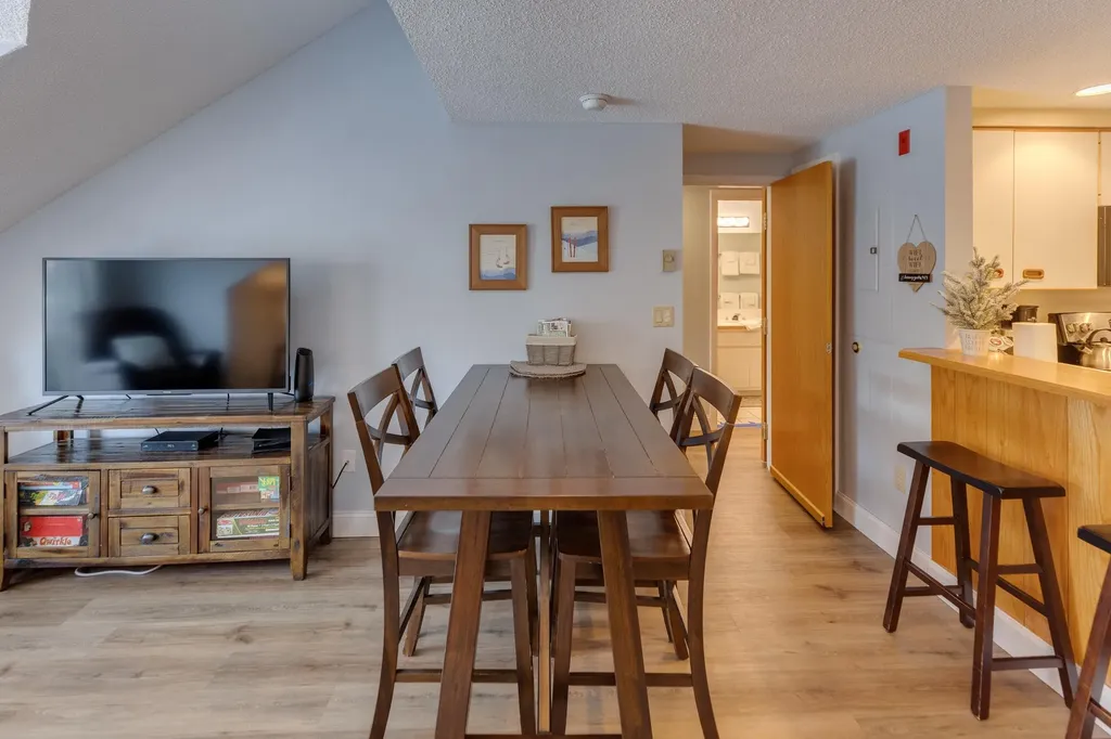 48 Cooper Memorial Drive Lincoln NH 03251