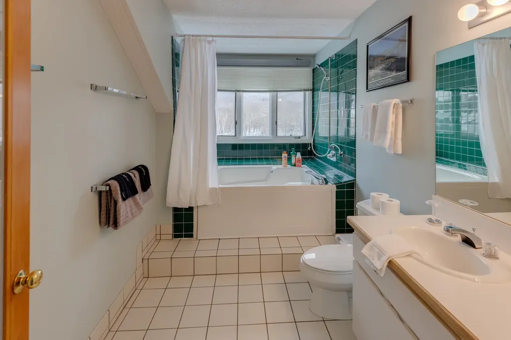 48 Cooper Memorial Drive Lincoln NH 03251