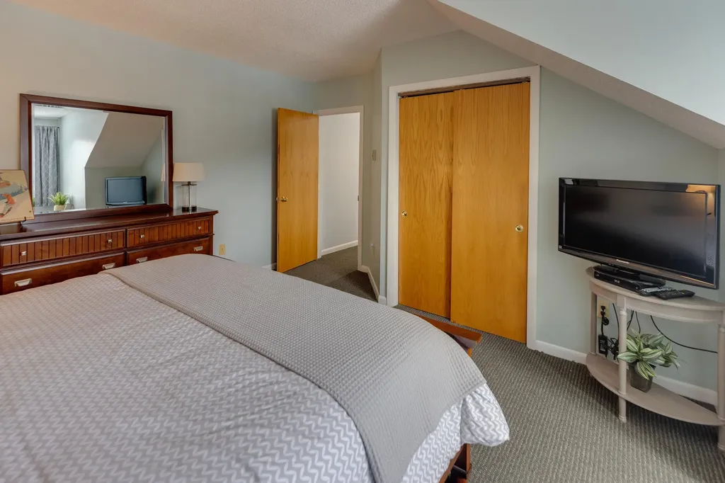 48 Cooper Memorial Drive Lincoln NH 03251