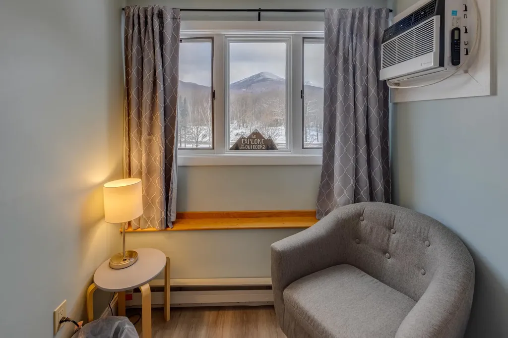 48 Cooper Memorial Drive Lincoln NH 03251