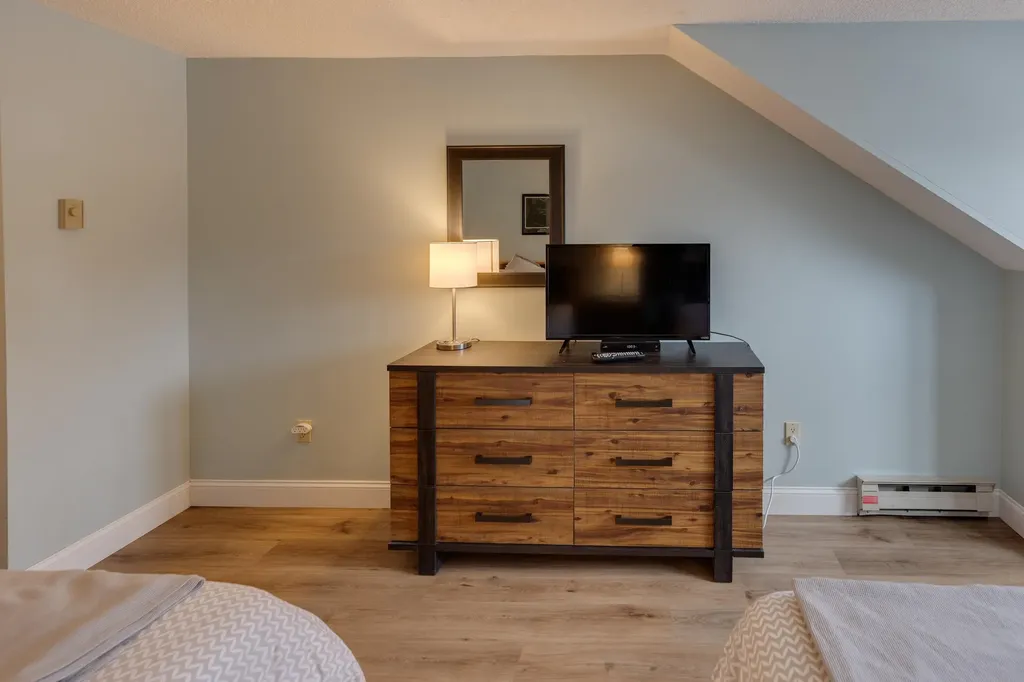 48 Cooper Memorial Drive Lincoln NH 03251