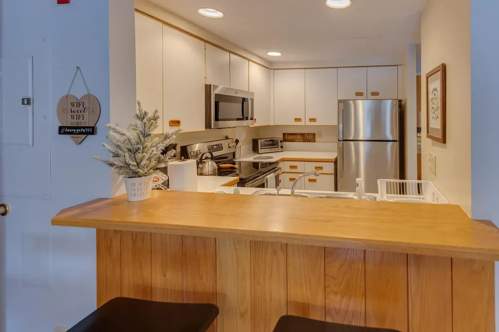 48 Cooper Memorial Drive Lincoln NH 03251