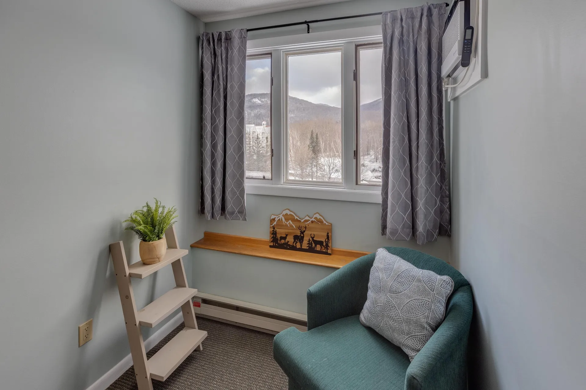 48 Cooper Memorial Drive Lincoln NH 03251