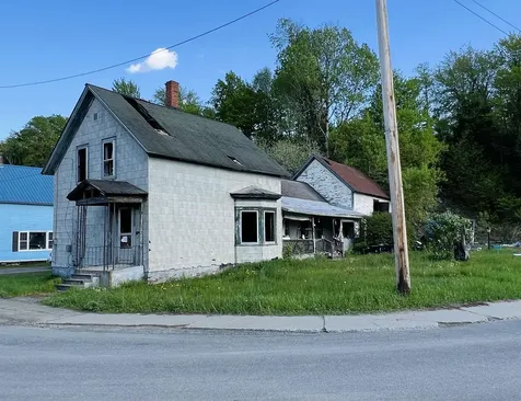 6 Raymond Street Lyndon VT 05851