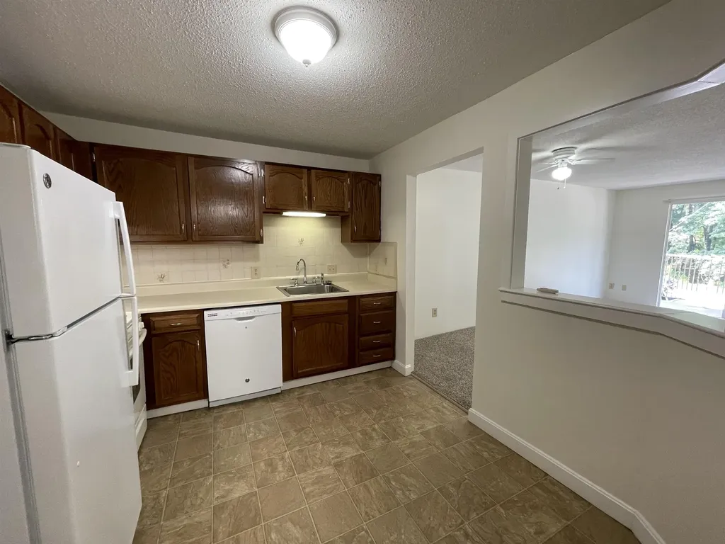 379 Huse Road Manchester NH 03103