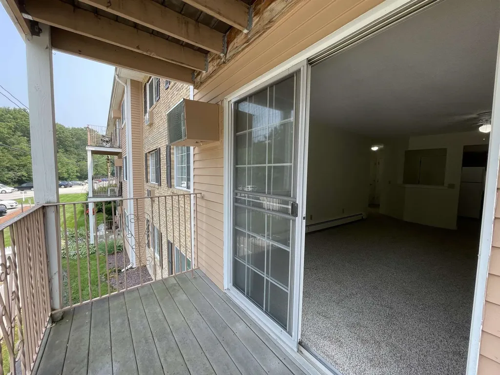 379 Huse Road Manchester NH 03103