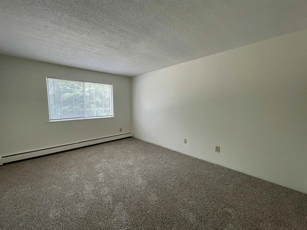 379 Huse Road Manchester NH 03103